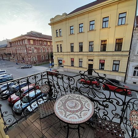 Entrez Apartment 3 - Historical Centre Кошице Стая снимка